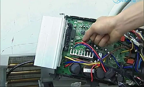 双台子美的空调电话是多少